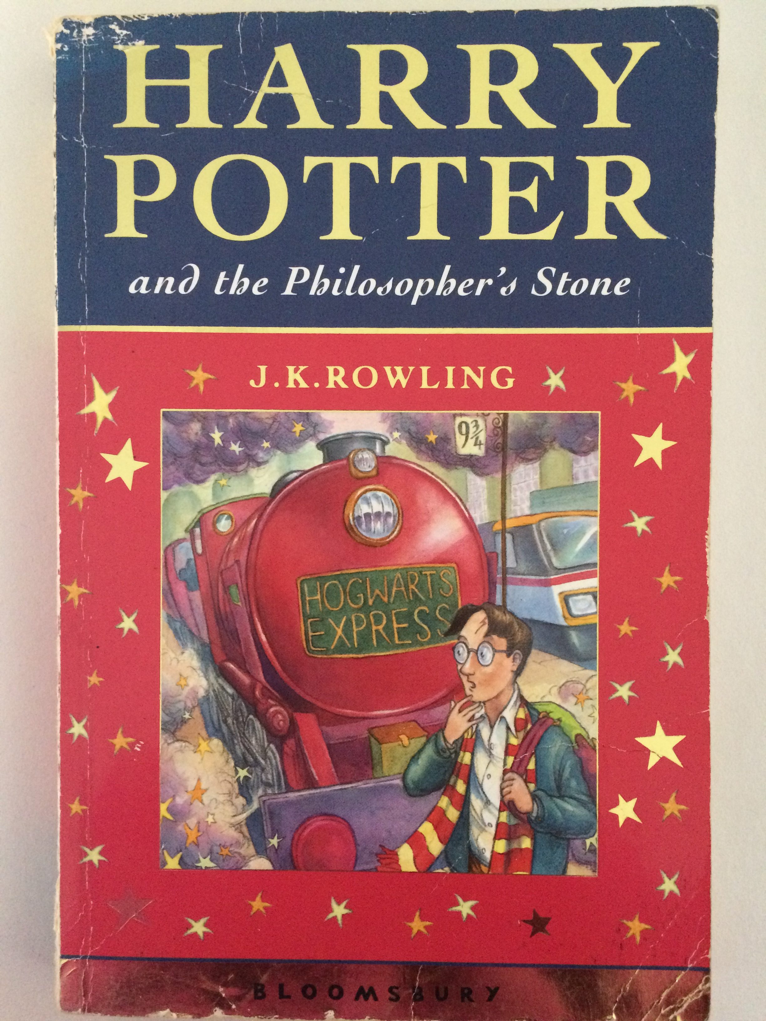 Книга философский камень купить. Harry Potter and the philosopher's Stone книга. Harry Potter and philosopher's Stone book Cover.
